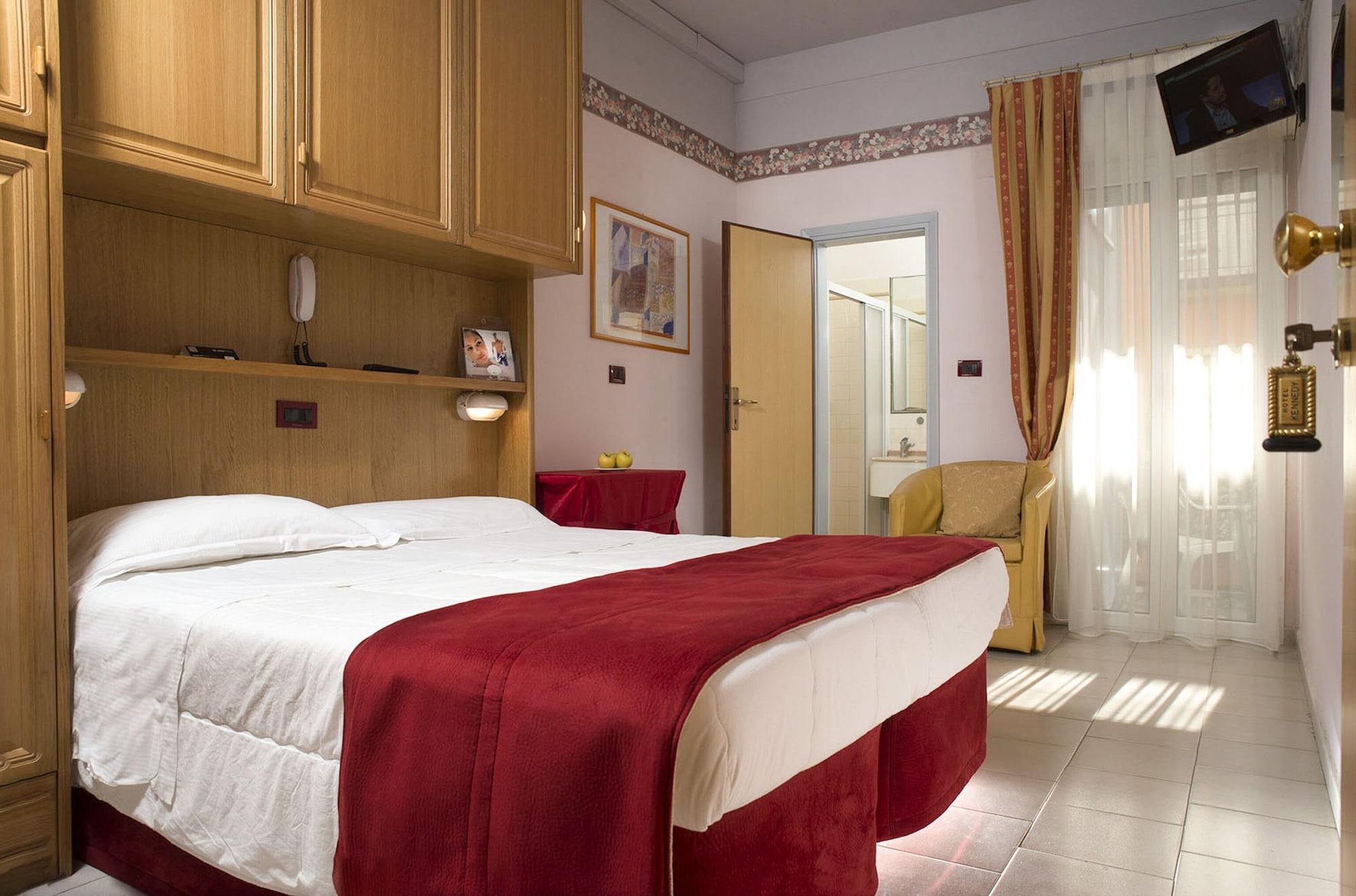 Hotel Kennedy Rimini Esterno foto