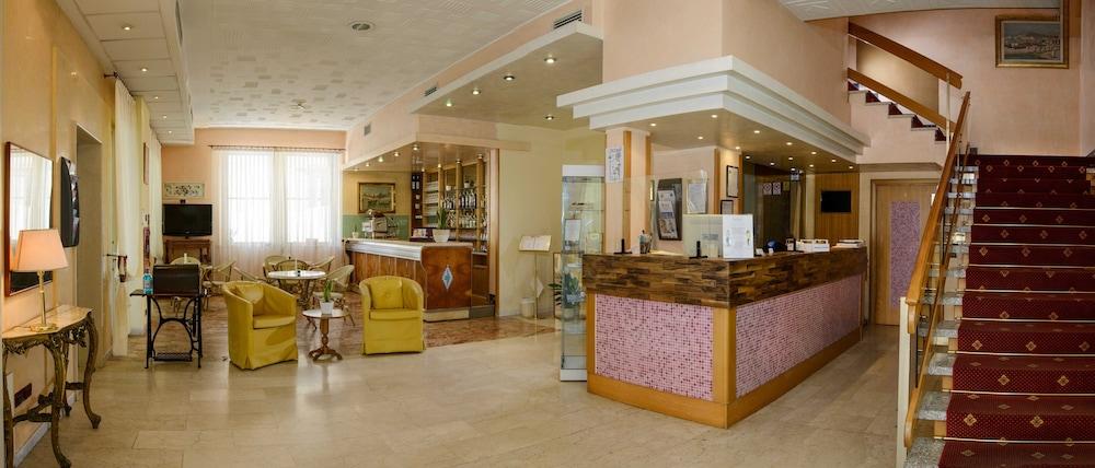 Hotel Kennedy Rimini Esterno foto